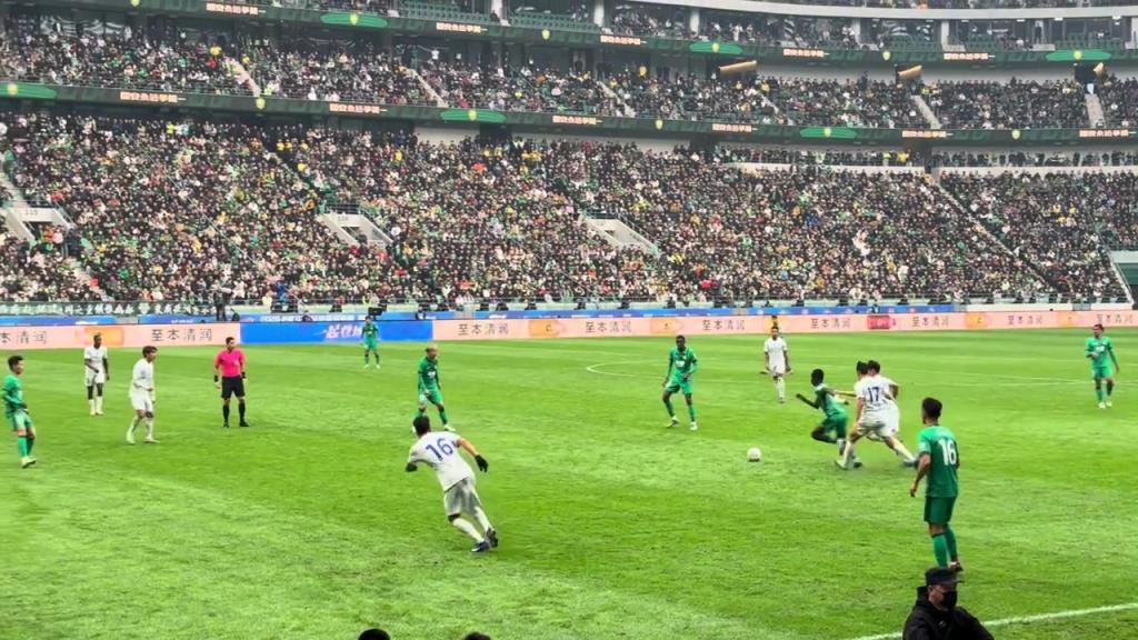 没有多余动作！实拍：国安新外援孔特这波突破什么水平