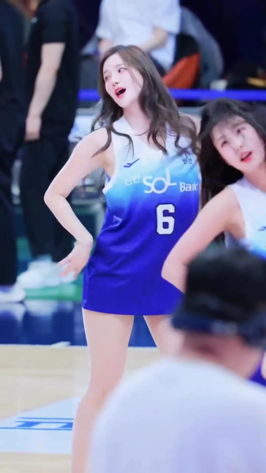 太顶啦！这样的女孩都是谁在处！羡慕