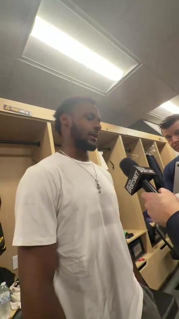 布朗尼：我们父子同台很多次了，所以没什么特别的~