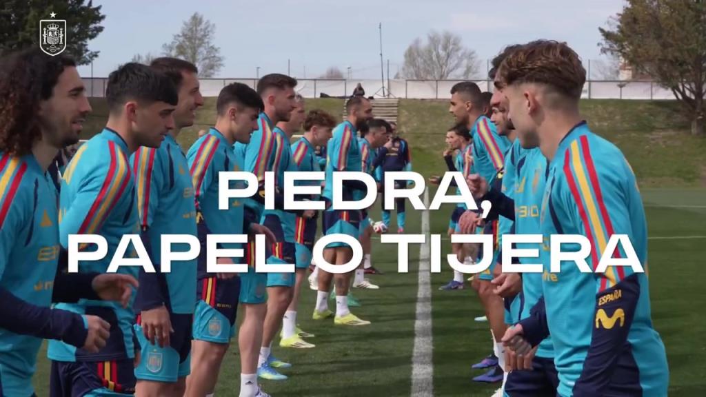 亚马尔：不带这么玩的！西班牙国家队训练日常！