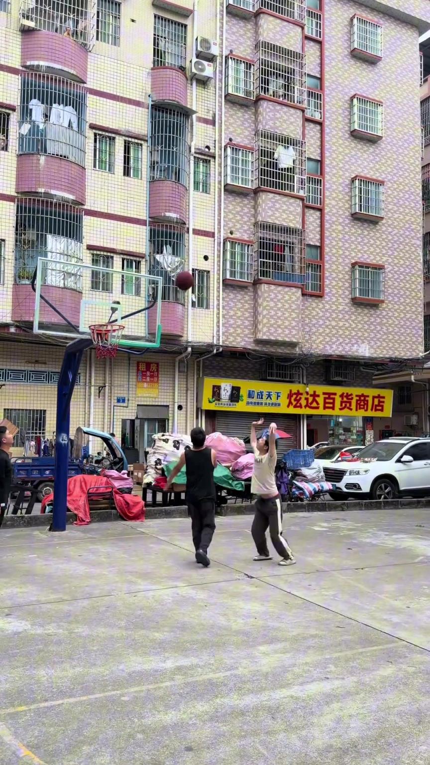 在野球场遇到如此球风的选手，你们要怎么防？