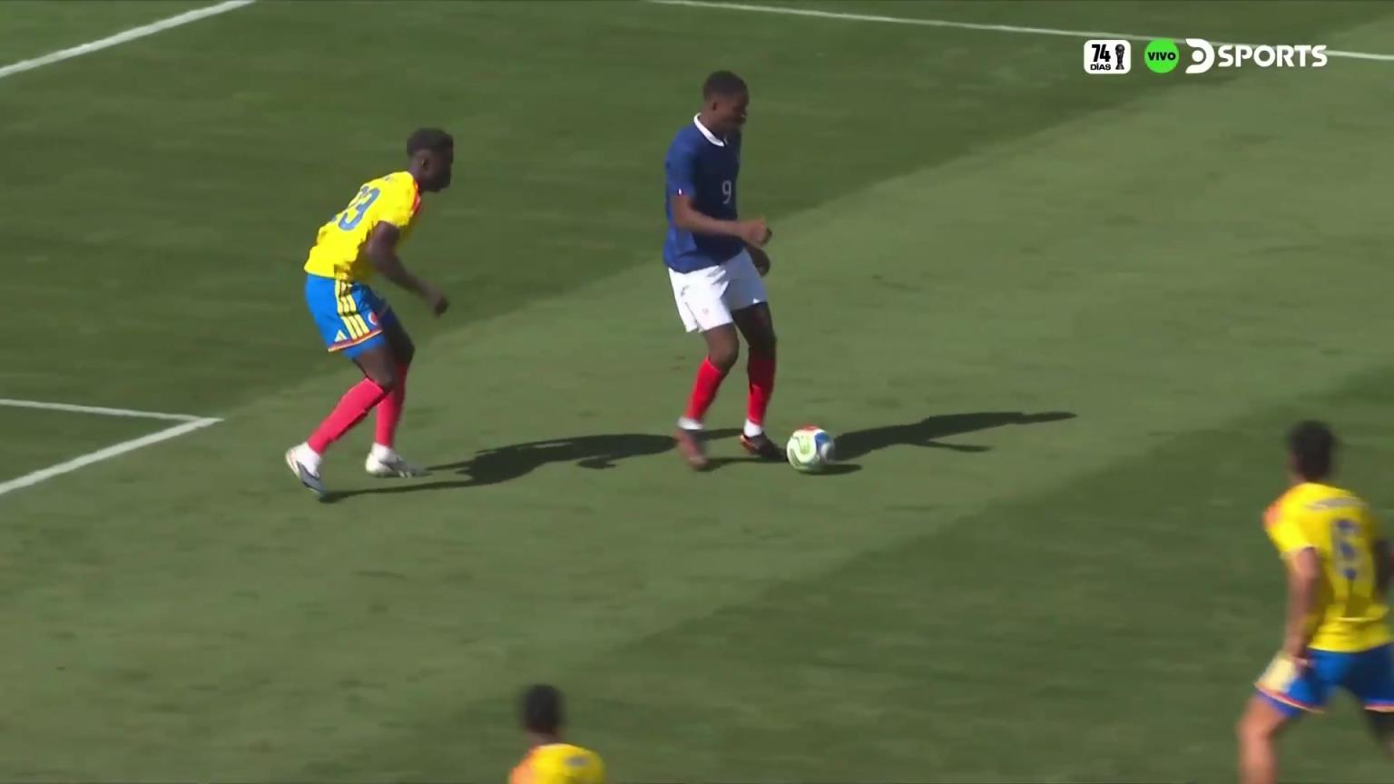 法国先下一城！图拉姆禁区内做球，杜埃抽射近角得手！