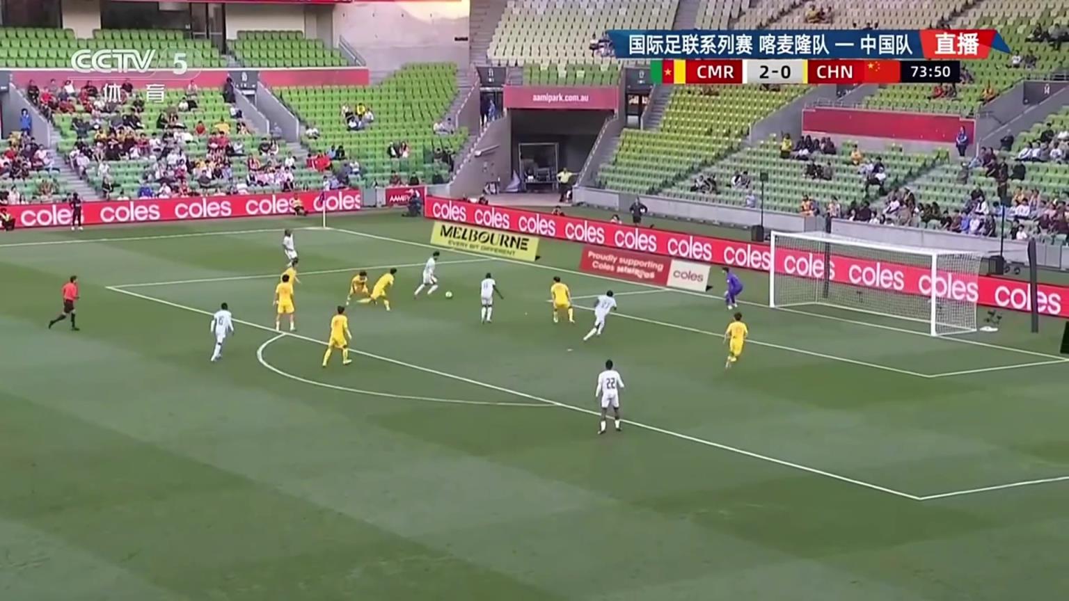 闪转腾挪！喀麦隆妖星连过国足三人，央视解说：脚下能力非常强！