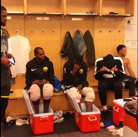 《香水有毒》是后期配音吧？气质这一块还得是杜兰特！