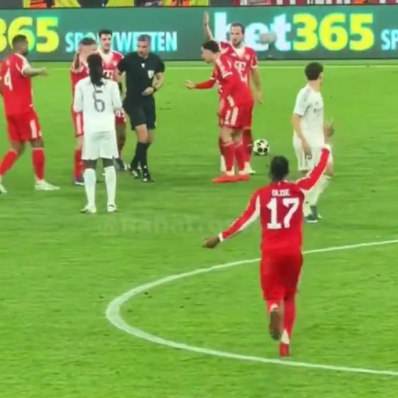 奥利塞示意裁判给卡马文加第二张黄牌,判罚后他高兴坏了