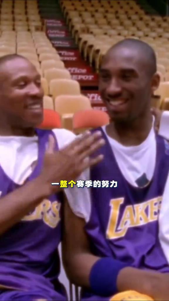 错失关键球葬送整个赛季！NBA巨星也难扛的至暗时刻：呆卡科