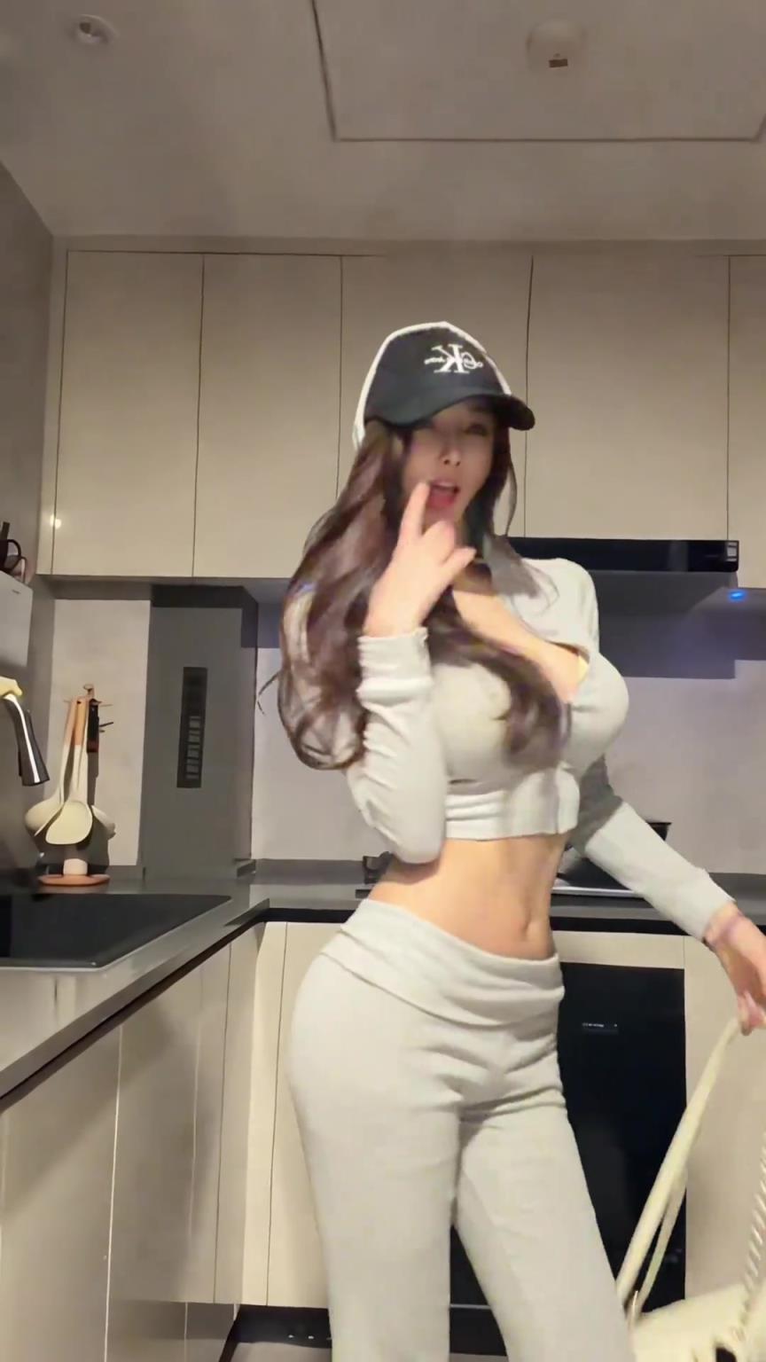 确实顶！难怪霍姆格伦会点赞！